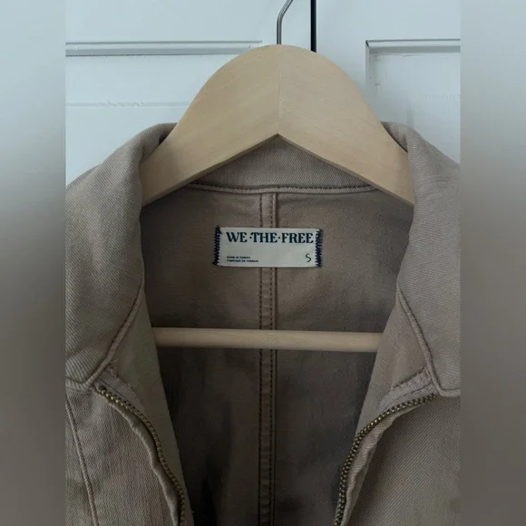 WE THE FREE JAYDE DENIM FLARED JUMPSUIT SIZE SMALL - Picture 10 of 12